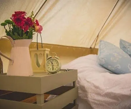 Szálloda Skipbridge Farm Shepherds Huts Green Hammerton